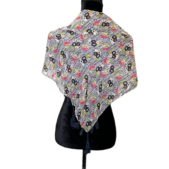 Unbranded Scarf Womens Square Black White Pink Floral Flower Tassel Semi Sheer - Picture 6 of 10